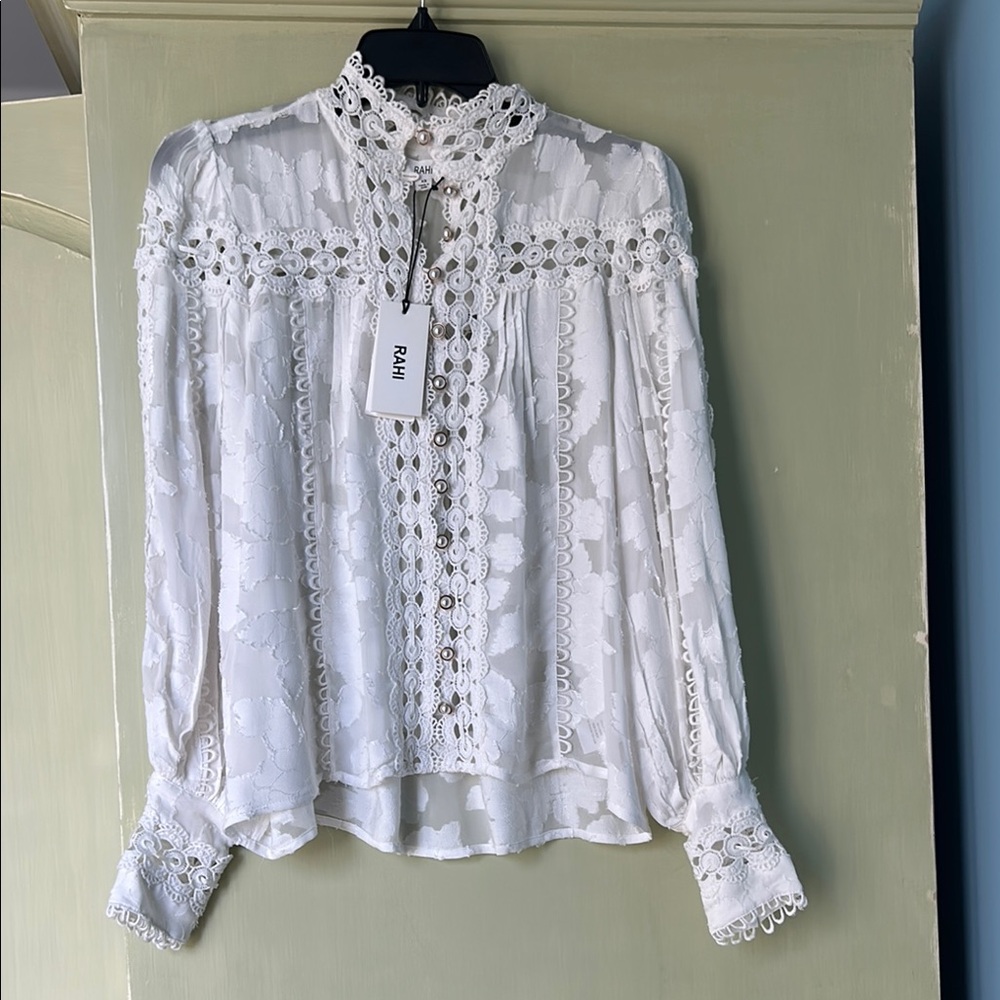 RAHI White Lace Women's Top